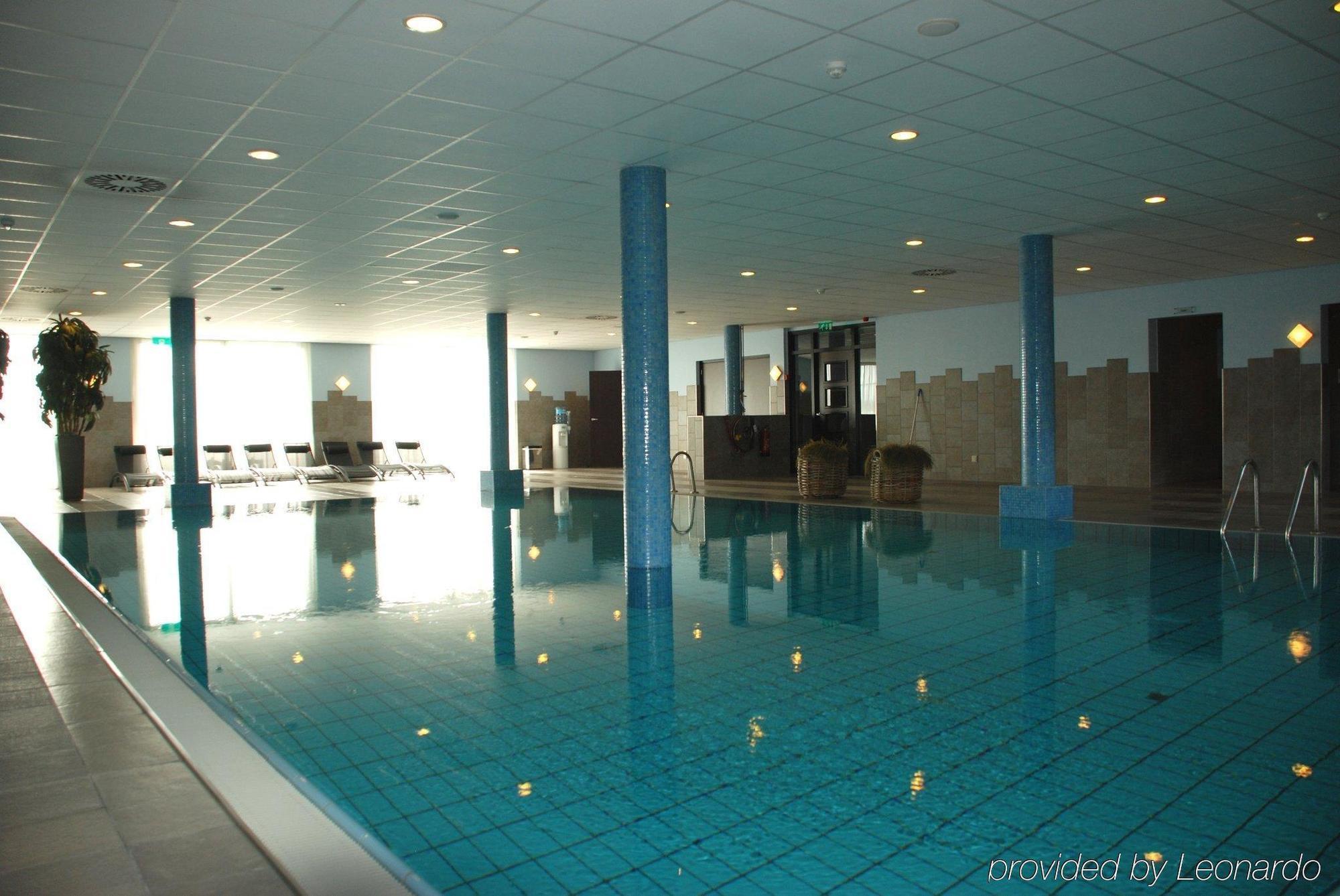 Van Der Valk Hotel Ara Zwijndrecht Exterior photo